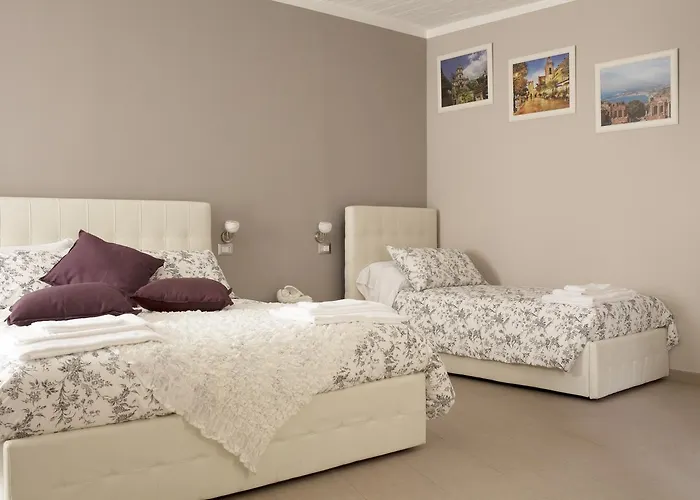 Lareginadisaba Bed & Breakfast *